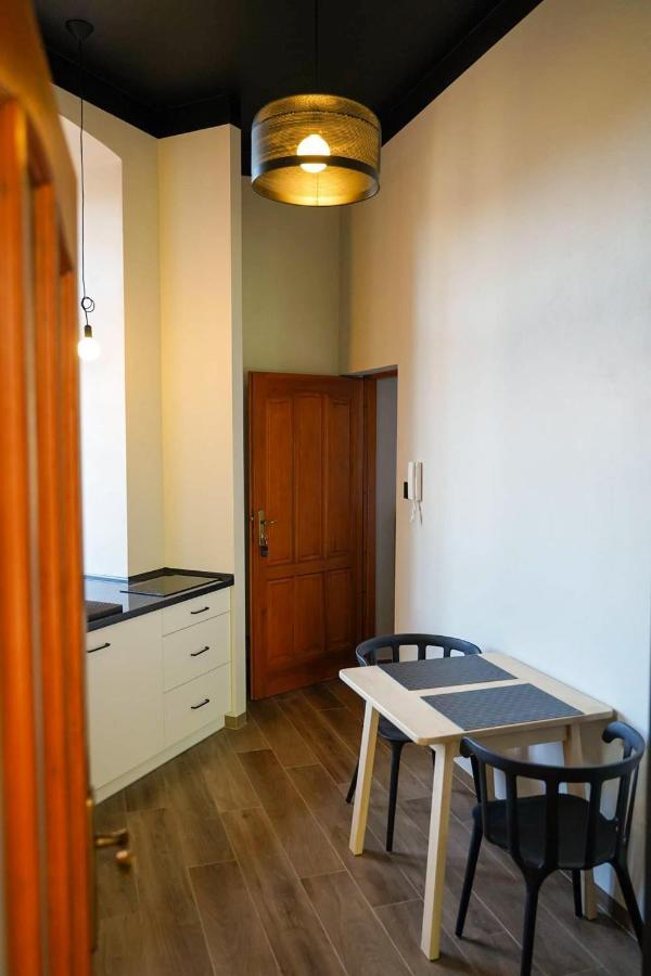 Apartamenty W Wiezy Świdnica Esterno foto