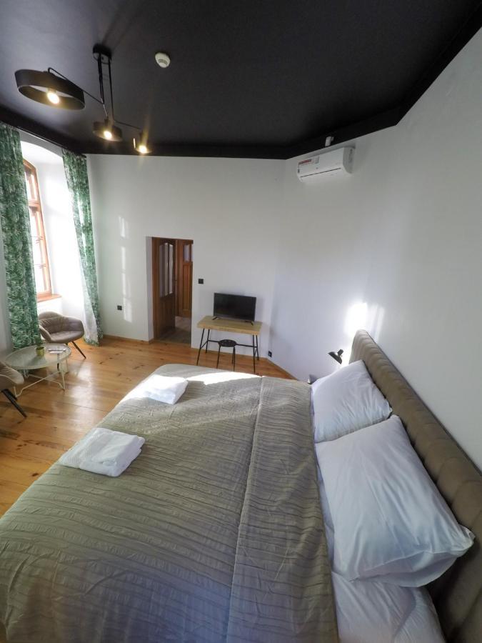 Apartamenty W Wiezy Świdnica Esterno foto